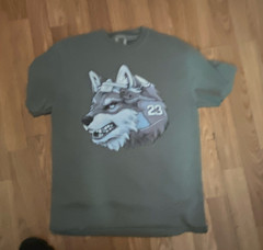 Comfort Colors Men’s Gray Wolf Graphic Print Crew Neck Short Sleeve T-Shirt, M