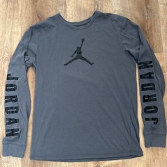 Vintage Nike Long Sleeve Shirt Air Jordan Flight Jump man Size Medium Gray