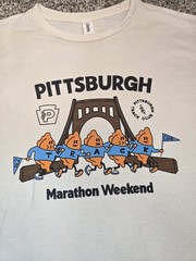 Tultex Cream Pittsburgh Marathon Weekend Graphic Tee Size Medium