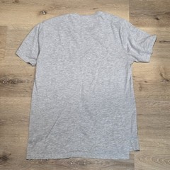 21 Men Tshirt Size M Medium Gray With Zipper Accent Short Sleeve Men’s Casual