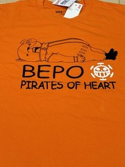 ONE PIECE Uniqlo T Shirt USA L Large BEPO PIRATES HEART Japanese XL Anime Manga