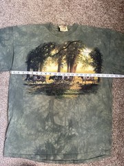 The Mountain Mens T-shirt Vintage 1999 Green “Roaming Cows” Leather Tag Size XL