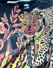 Heads or Tails Men’s Rainstones Beaded / Black / Tiger T-shirt Size XL
