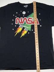 NASA Adult LARGE Black S/S Christmas Tree Rocket Graphic T-SHIRT Cotton EUC