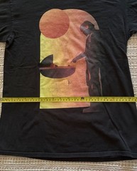 Star Wars The Mandalorian Grogu Black Men’s T-Shirt Size Medium Short Sleeve