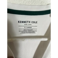 Kenneth Cole XL white mens T-Shirt w/green design-used good