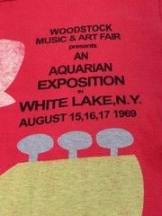 2008 Woodstock Music & Art Fair 1969 Reprint T-Shirt Vintage Style Mens Large