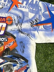 Chase Authentics Magic Mile Sylvania 300 AOP Autographed T-Shirt Men’s M 2005