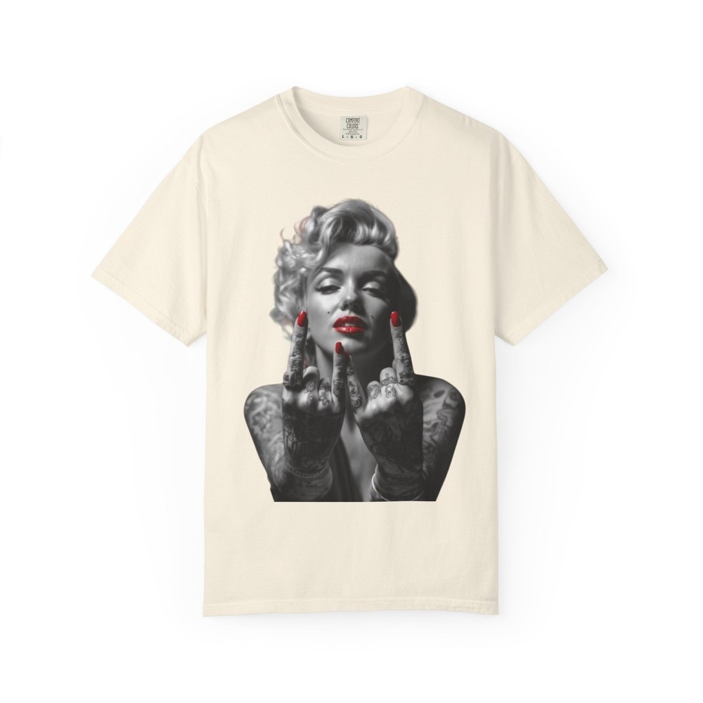 Retro Marilyn Monroe Pinup Girl Finger Gesture T-Shirt | Noir Red Accent