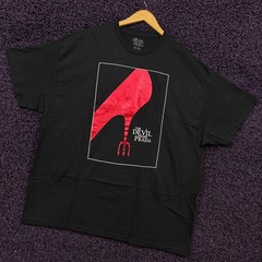 The Devil Wears Prada Theatre Poster Red Foil T-Shirt XXL