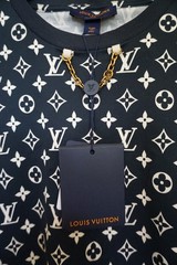 Retail $1160 Authentic LOUIS VUITTON Monogram T-Shirt Navy White Men XS