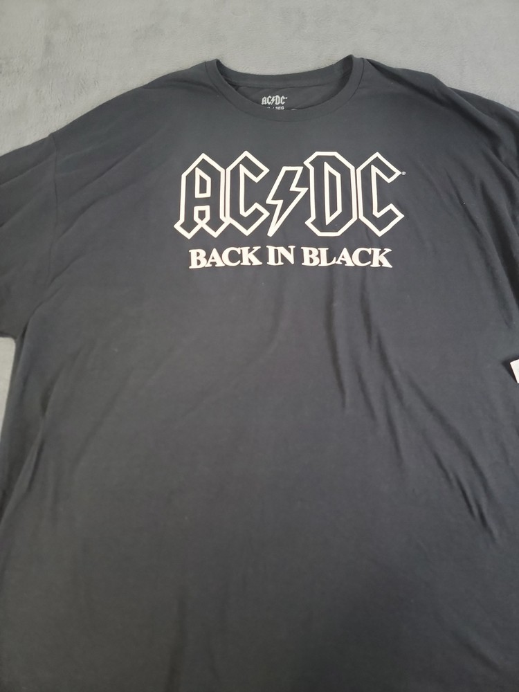 NWT AC/ DC Back In Black Men’s 3xl Black T-shirt Crew Neck Short Sleeve