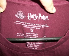 Harry Potter Wizarding World Gryffindor Quidditch T-Shirt Burgandy M
