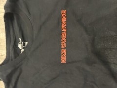 Nike Worldwide Tour Graphic T-shirt Men’s Size Large Black Short Sleeve (S-2)