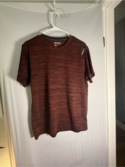 Reebok Men’s Heathered Burgundy Short Sleeve Tee