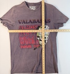 Valabasas Almost Alive World Tour T Shirt Mens Small Gray Graphic Skull