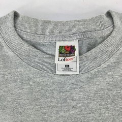 Here Fishy Fishy Embroidered Fishing Size XL Fruit Of The Loom T-Shirt Mens Gray