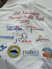 2015 Malaysia Year of Festivals (MyFEST) Shirts Sz Small Half Zip Collectible