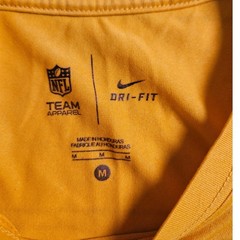 Nike Dri-FIT Pittsburgh Steelers NFL Team Apparel Gold Graphic T-Shirt Mens M