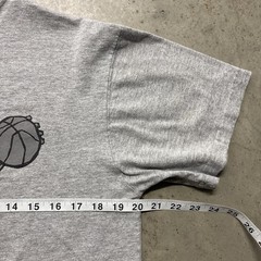 Vintage And1 Basketball Trash Talk Graphic T Shirt Youth L Fits Men’s S/M Grey