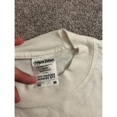 Shaka Wear Graphic T-Shirt Mens M Cream Excellent Drop Shoulder Heavyweight Tee