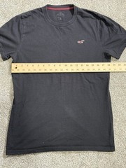 Hollister Must Have Collection Men’s Black T-shirt Size Med Short Sleeve Logo