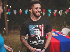Mens I Smell Hippies T-Shirt Ronald Reagan USA President Funny Political T shirt