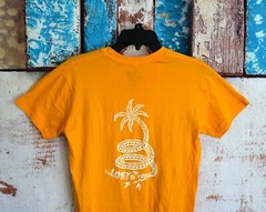 Men’s Lost T-Shirt Short Sleeve Crew Neck SMALL Yellow NEW