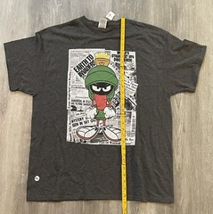 LOONEY TUNES Marvin The Martian – In News Papers – T-shirt Mens XL Gray NWT
