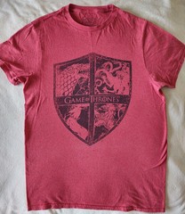 Game Of Thrones T Shirt Red Small Well Worn