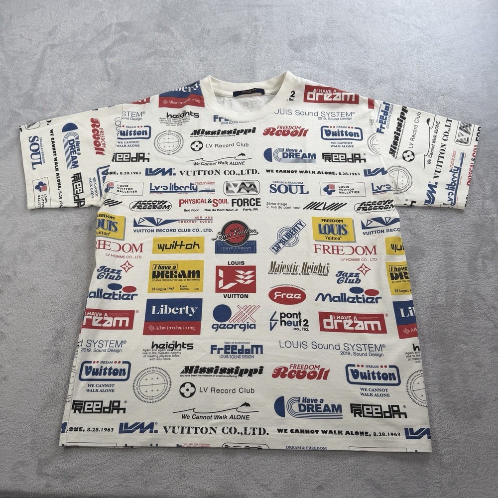 Louis Vuitton Lover Logos T-Shirt Size L Japan Exclusive Short Sleeve Italy Made