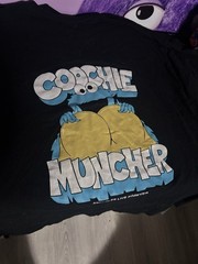 MYSTERY FUNNY/ADULT T-SHIRT BOX 2XL (6-10 SHIRTS )