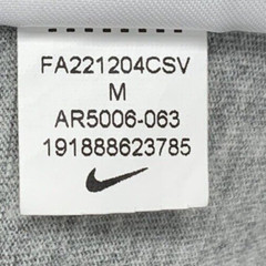 The Nike Tee Graphic T-Shirt Men’s Medium Gray Logo Swoosh Crew Neck AR5006-063