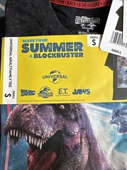Adult Universal Studio Jaws ET Back To Future Jurassic Park Black T Shirt Small
