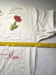 Lord & Taylor White “One Great Mom” Rose Graphic Pocket Tee – One Size