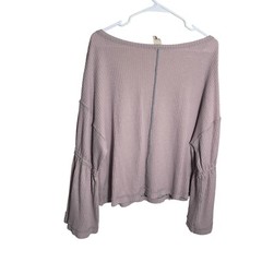 We The Free Blouse Women’s Medium Thermal V-Neck Bell Sleeve Boho Slouchy Shirt