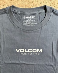 Volcom Men’s Neweuro Short Sleeve Crew Neck Tee shirt sz Medium Dark Slate NEW
