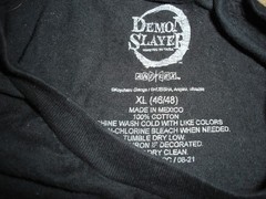 Anime Demon Slayer Kimetsu No Yaiba character t-shirt adult size XL black 46/48