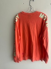 Nike Sportswear World Tour Pullover T-Shirt Men’s M Orange Swoosh Logo SZ N140