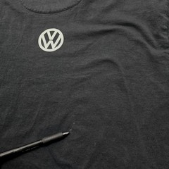 Crazy Shirt Men’s XL Black Volkswagen VW Bus Floral Graphic Pima Cotton T-Shirt