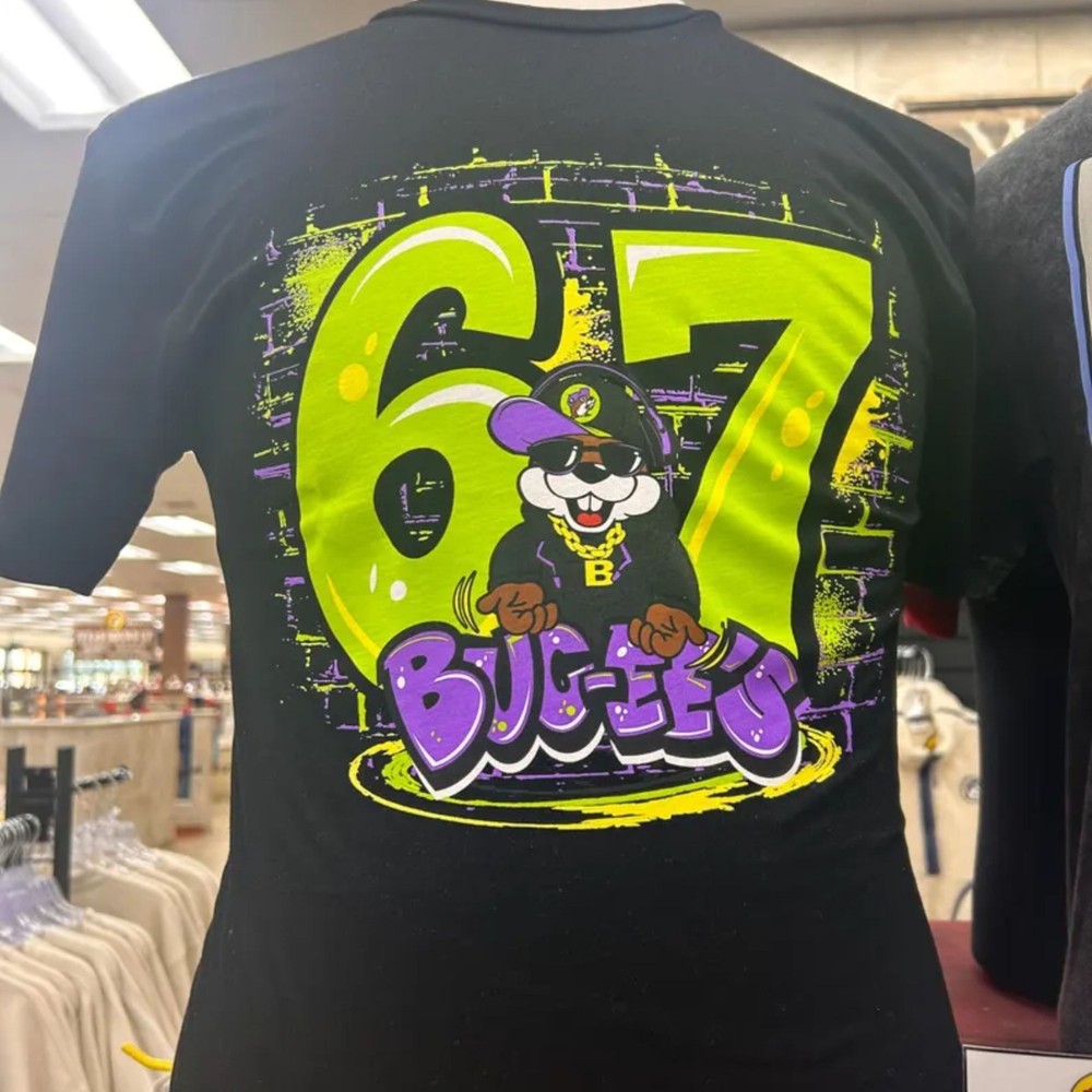 Buc-ee’s 67 Vintage Travel Graphic Unisex T-Shirt