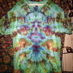 Quality Handmade Tie-dyed T Shirt 100% Cotton Unisex Large “Psychedelic Bloom!”