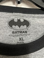 Batman 2-Tone Mens Heather Gray And Black 3/4 Sleeve Raglan Shirt NWT XL