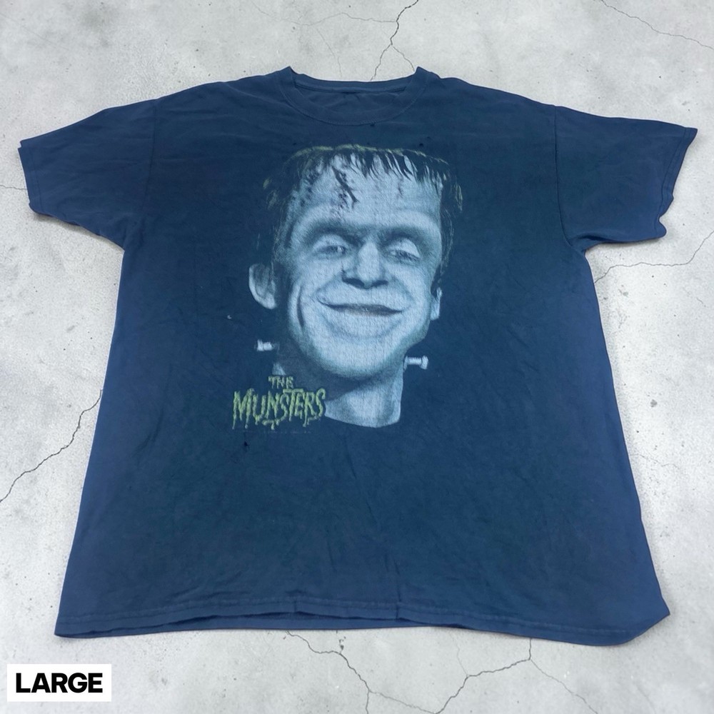 Vintage The Munsters T-Shirt Mens LARGE Black Herman Munster Distressed Graphic