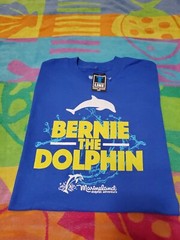 NEW Bernie The Dolphin Marineland Dolphin Adventure Short Sleeve Tshirt Small
