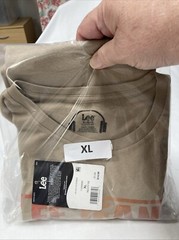 Lee jeans’s world, tour, Short Sleeve Shirt Size X-Large (54-56) Graphic NWT