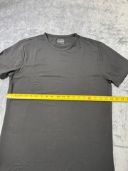 CUTS Clothing Split-Hem Crewneck T-Shirt Mens Medium Black Pyca Pro
