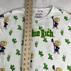 Richie Rich Money Logo Graphic T-Shirt Size Medium Dollar Sign Green Cartoon EUC