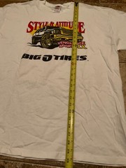 VINTAGE Y2K CADILLAC ESCALADE BIG O TIRES 20’S PROMO T-SHIRT ( MENS XL )