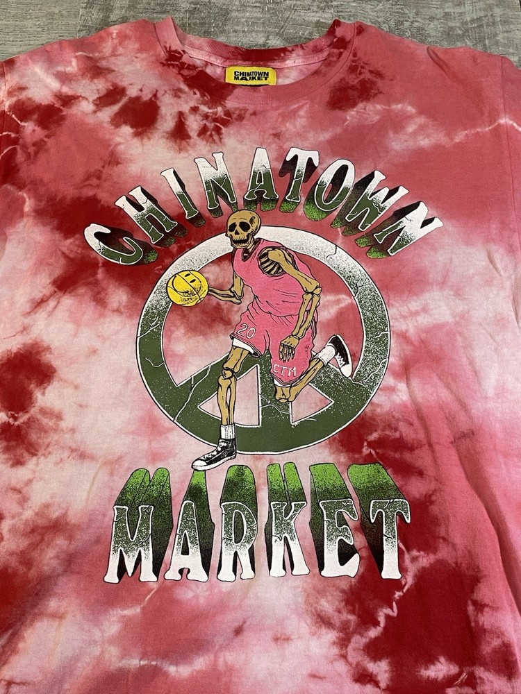 Chinatown Market Smiley Basketball Skeleton Men’s Large Red Tie Dye T-Shirt